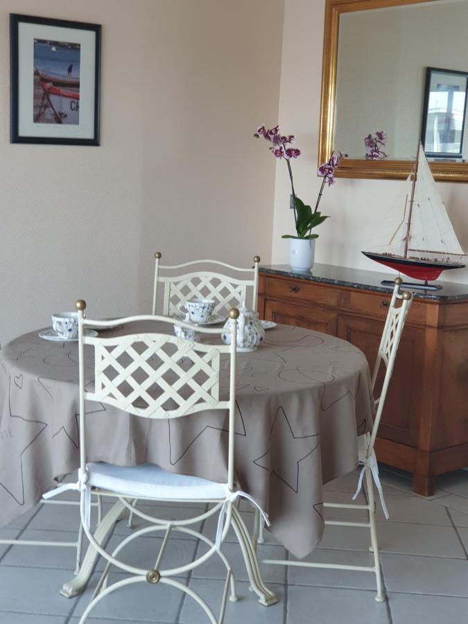 Apartmán Le Guepratte Granville Exteriér fotografie